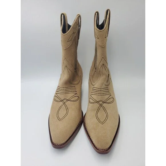 CELINE Paris Western Low Boots in Suede Beige W/ Dark Stitching Sz 39 EUR 8.5 US - Picture 2 of 16